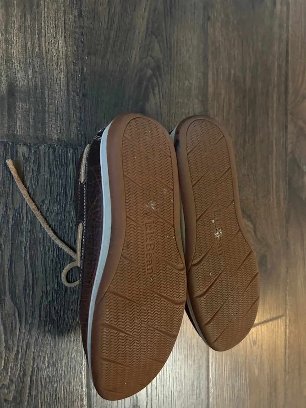L.L. Bean Boat Shoes Men's Dark Brown Leather with Tan Laces Size 7 1/2 Medium